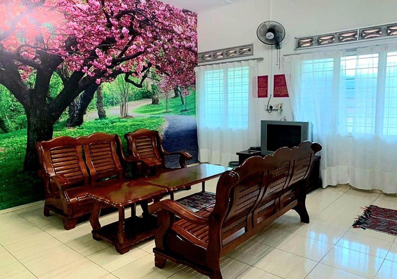 Sakura Guest House Cameron Highlands Exterior photo